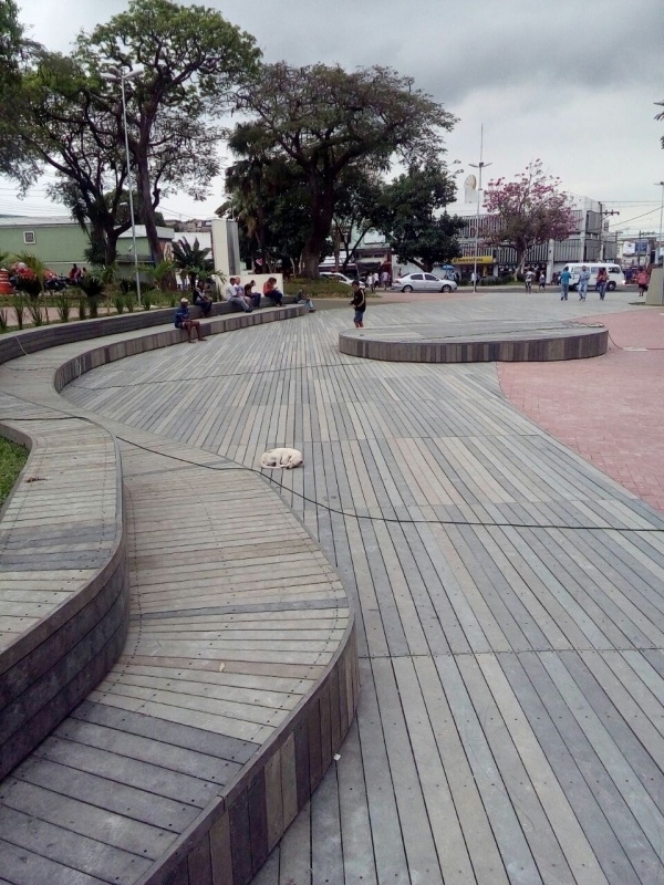 Deck Ecológico PVC Parque São Domingos - Fabrica de Deck em PVC